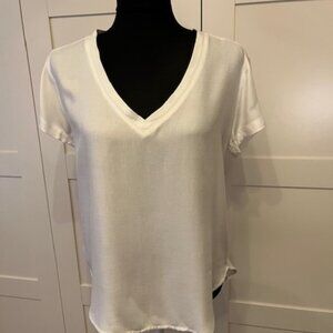 Cloth & Stone silky like V Neck blouse